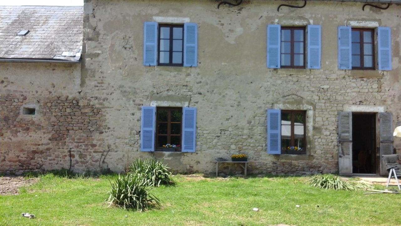 De Oude Pastorie Acomodação com café da manhã La Celle-En-Morvan Exterior foto