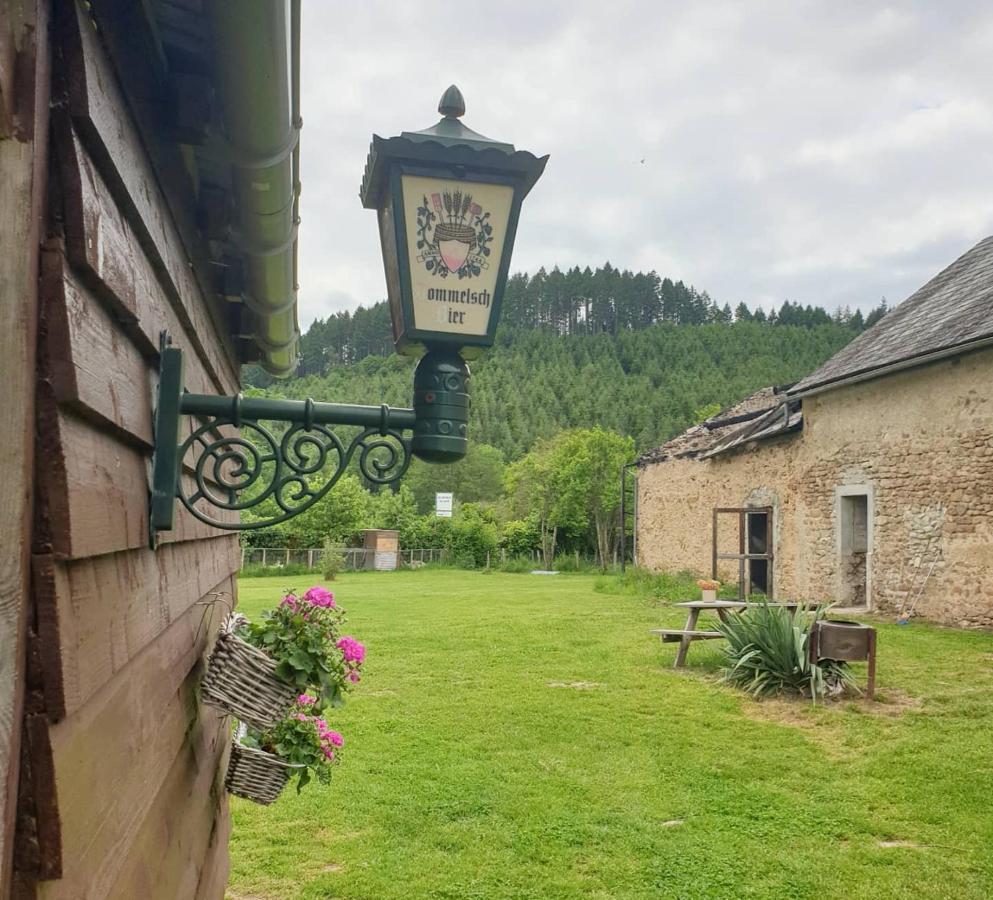 De Oude Pastorie Acomodação com café da manhã La Celle-En-Morvan Exterior foto